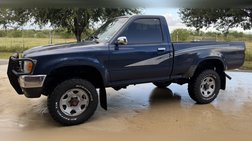 1993 Toyota Pickup Deluxe