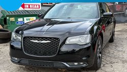 2016 Chrysler 300 S