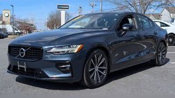 2022 Volvo S60 B5 Momentum