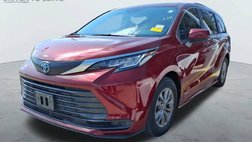2021 Toyota Sienna LE 8-Passenger
