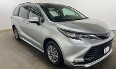 2024 Toyota Sienna XLE