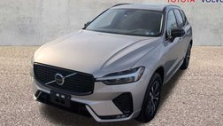 2025 Volvo XC60 B5 Core Dark Theme
