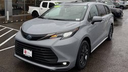 2024 Toyota Sienna Woodland Edition