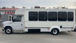 2015 Ford E-450 Super Duty 176