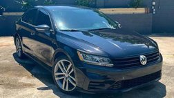 2018 Volkswagen Passat 2.0T R-Line