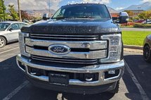 2017 Ford Super Duty F-350 Lariat