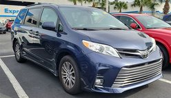 2019 Toyota Sienna XLE