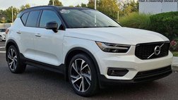 2022 Volvo XC40 T5 R-Design