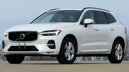 2022 Volvo XC60 B5 Momentum