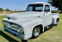 1955 Ford F-100 pickup