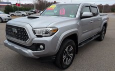 2018 Toyota Tacoma TRD Sport
