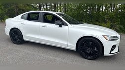 2024 Volvo S60 B5 Plus Black Edition