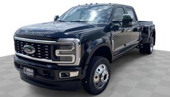 2026 Ford F-450 Super Duty Platinum