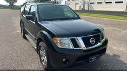 2012 Nissan Pathfinder Silver Edition