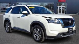 2023 Nissan Pathfinder SL