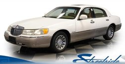 2000 Lincoln Town Car Signature