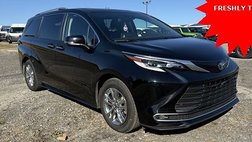 2023 Toyota Sienna Platinum 7-Passenger