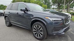 2022 Volvo XC90 T6 Momentum 7-Passenger