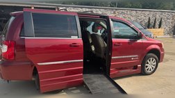 2014 Chrysler Town and Country Touring