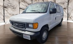 2003 Ford E-Series E-150 Base