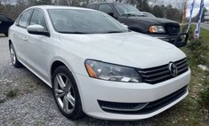 2014 Volkswagen Passat 1.8T SE