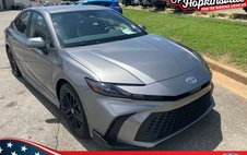 2025 Toyota Camry Hybrid SE