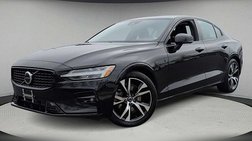 2024 Volvo S60 B5 Core Dark Theme