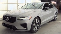 2023 Volvo S60 Recharge T8 Plus Dark Theme