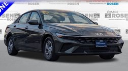 2024 Hyundai Elantra SE