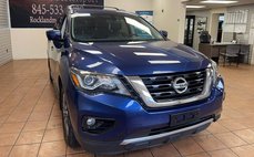 2017 Nissan Pathfinder SL