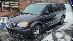 2014 Chrysler Town and Country Touring