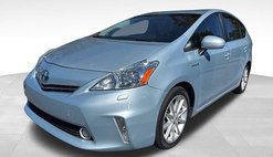 2013 Toyota Prius v Five