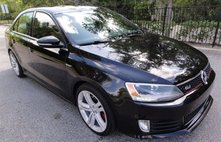 2014 Volkswagen Jetta Edition 30 FWD with Navigation