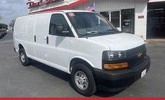 2022 Chevrolet Express 2500