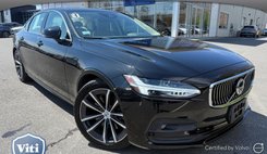 2021 Volvo S90 T6 Momentum