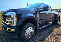 2024 Ford F-450 Super Duty Platinum