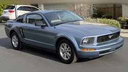 2007 Ford Mustang V6 Deluxe