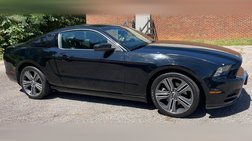 2013 Ford Mustang V6