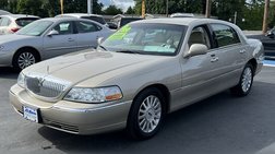 2005 Lincoln Town Car Signature Limited