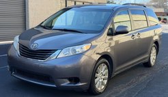 2012 Toyota Sienna LE 7-Passenger