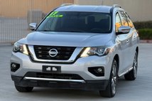 2017 Nissan Pathfinder SV