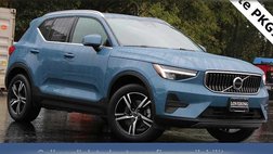 2025 Volvo XC40 B5 Core Bright Theme