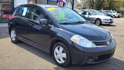 2011 Nissan Versa 1.8 S