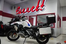 2022 BMW 