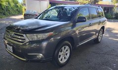 2012 Toyota Highlander SE