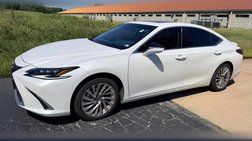 2023 Lexus ES 300h Ultra Luxury