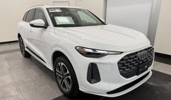 2025 Audi Q5 quattro Premium TFSI