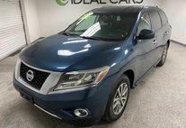 2015 Nissan Pathfinder SV