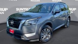 2024 Nissan Pathfinder SV