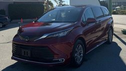 2022 Toyota Sienna XLE